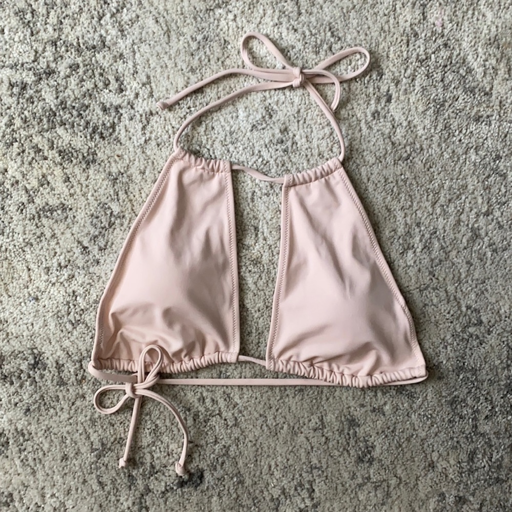 🐏 PINK Victoria’s Secret Pink Keyhole Bikini TopS